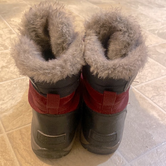 Stylish SOREL Women’s Tivoli Sport Cattail Winter Boot - Picture 3 of 8